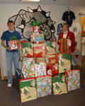 11-20-2008 SWOSU Groups Prepare Gift Bags for Area Students by Southwestern Oklahoma State University