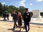 05-31-2012 SWOSU Students Place Wreath at Tomb of the Unknowns