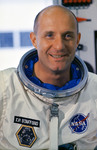 ASTRONAUT WALTER M. SCHIRRA, JR. - TRAINING (GT-6 PRIME CREW INSIDE S/C)